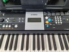 Yamaha PSR E223