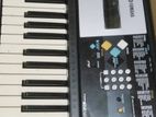 Yamaha PSR E223 Keyboard