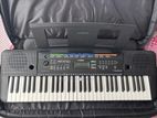 Yamaha PSR-E253 Keyboard