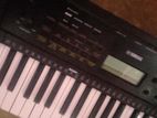 Yamaha PSR E273