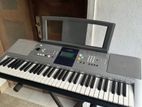 Yamaha PSR-E323