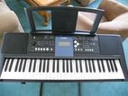 Yamaha PSR E333