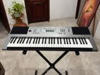 Yamaha PSR E353