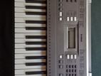 Yamaha psr E353 Keyboard