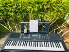 Yamaha PSR-E373 Piano