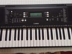 Yamaha PSR-E373 Keyboard