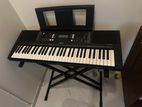 Yamaha PSR-E373 Organ