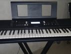 Yamaha PSR-E373 Portable Keyboard With 61 Keys