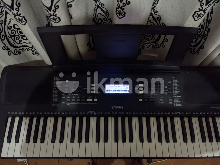 Yamaha PSR E373 with Keyboard Stand for Sale in Moratuwa ikman