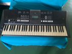 Yamaha PSR-E423 Keyboard