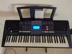 Yamaha PSR‑E423 Portable Keyboard with Stand