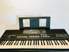 Yamaha PSR E433