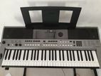 Yamaha PSR E443