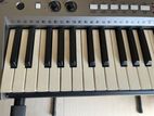 Yamaha PSR E443 Keyboard