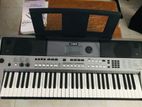 Yamaha PSR E443 Keyboard