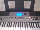 Yamaha PSR E443 keyboard