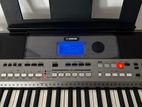 Yamaha PSR-E443 Keyboard with Stand