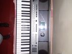 Yamaha PSR E443 organ