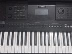 Yamaha PSR E453 Arranger Keyboard