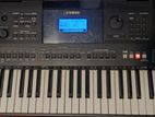 Yamaha PSR-E453 Keyboard