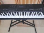 Yamaha PSR E463