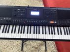 Yamaha Psr E463