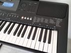 Yamaha PSR E463 Keyboard