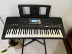 Yamaha PSR-E463 with Hercules Stand