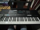 Yamaha PSR E473 Music Keyboard