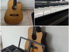 Yamaha PSR F51 and Box Guitar