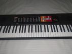 Yamaha PSR F51 Keyboard