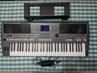 Yamaha PSR S-670 Keyboard