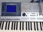 Yamaha PSR S-700