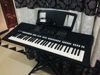 Yamaha PSR S 775