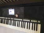 Yamaha PSR S 950