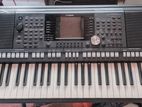 Yamaha PSR S950 Keyboard
