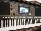 Yamaha PSR S 970 Keyboard