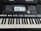 Yamaha psr S 975