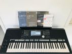 Yamaha PSR S - 975 Keyboard