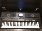 Yamaha PSR S650 Keyboard