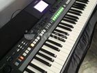 Yamaha PSR S650 Keyboard