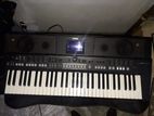 Yamaha PSR S650 Keyboard