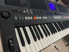 Yamaha PSR-S650 Keyboard