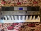 Yamaha PSR S670 Digital Keyboard
