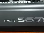 Yamaha PSR S670