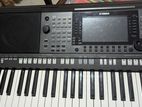 Yamaha PSR S770 Keyboard