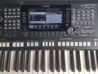 Yamaha PSR S775 Keybord