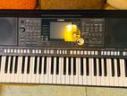 Yamaha PSR S950 Keyboard