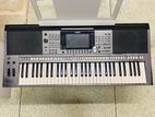 Yamaha PSR-S970 Professional Arranger Workstation Keyboard