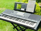 Yamaha PSR-S975 61-Keyboard Organ